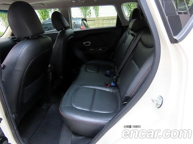 KIA SOUL 2017 — 113 794 км, белый-перламутр, Корея — под ключ — фото 6