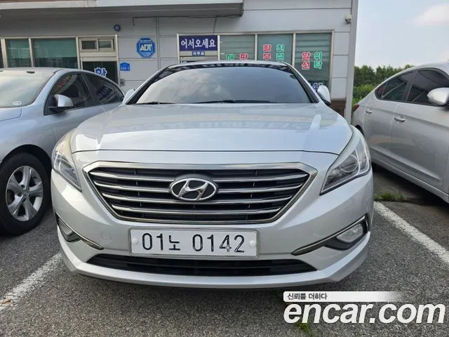 HYUNDAI SONATA 2015 — 186 386 км, серебристый, Корея — под ключ — фото 11