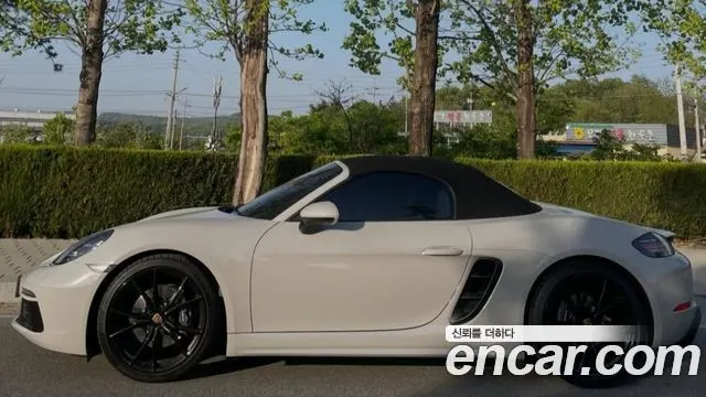 PORSCHE 718 BOXSTER 2019 — 66 000 км, серебристо-серый, Корея — под ключ — фото 2