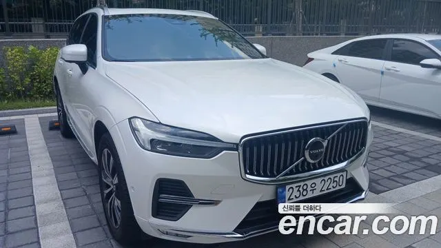 VOLVO XC60 2023 — 30 000 км, белый-перламутр, Корея — под ключ — фото 11
