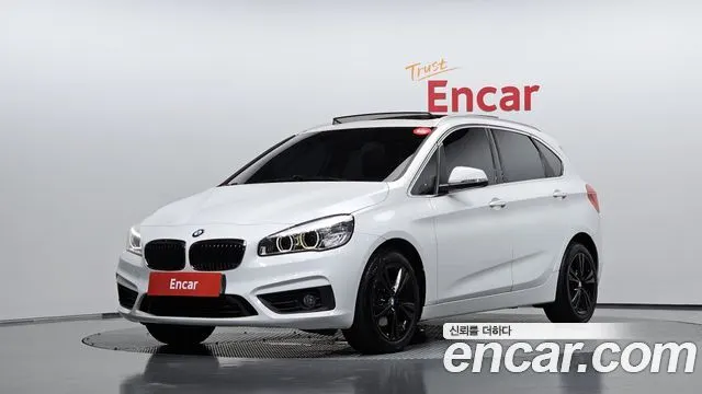 BMW 2 SERIES ACTIVE TOURER 2018 — 111 321 км, белый, Корея — под ключ — фото 1
