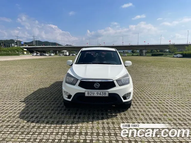 KGM KORANDO SPORTS 2016 — 68 169 км, белый, Корея — под ключ — фото 3