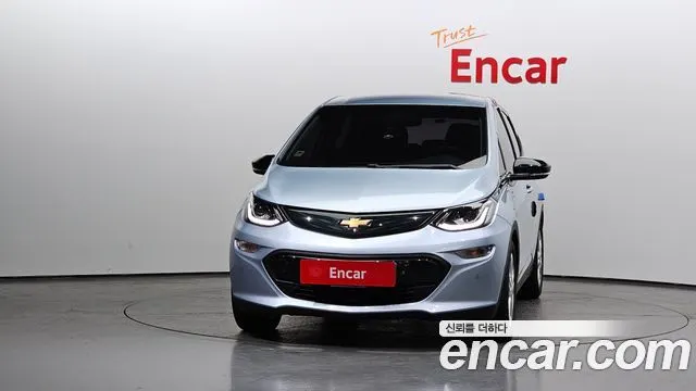 CHEVROLET BOLT 2018 — 150 186 км, светло-серебристый, Корея — под ключ — фото 3