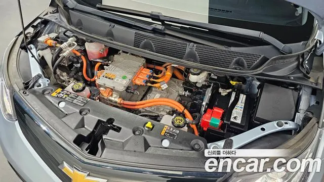 CHEVROLET BOLT 2018 — 150 186 км, светло-серебристый, Корея — под ключ — фото 6