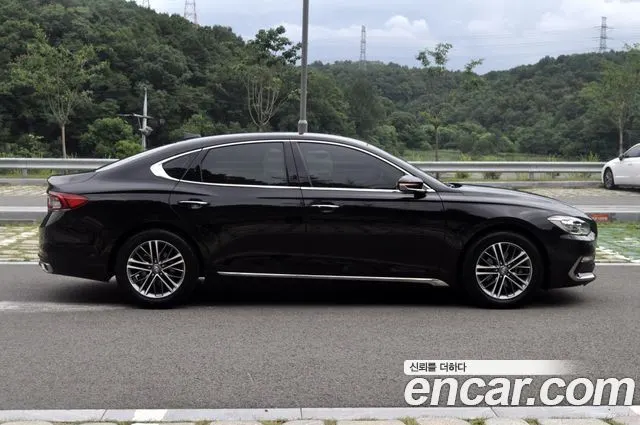 HYUNDAI GRANDEUR 2017 — 249 000 км, чёрный, Корея — под ключ — фото 5