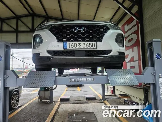 HYUNDAI SANTA FE 2019 — 127 748 км, белый, Корея — под ключ — фото 4