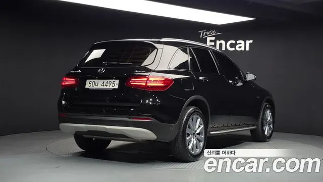MERCEDES-BENZ GLC-CLASS X253 2019 — 65 292 км, чёрный, Корея — под ключ — фото 2