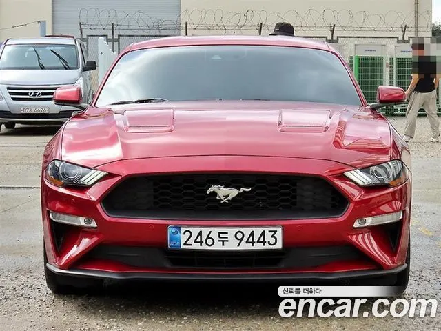 FORD MUSTANG 2018