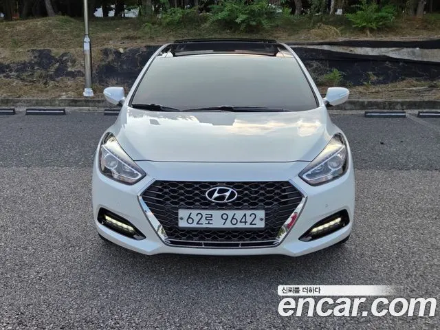 HYUNDAI I40 SALOON 2012 — 222 300 км, белый, Корея — под ключ — фото 3