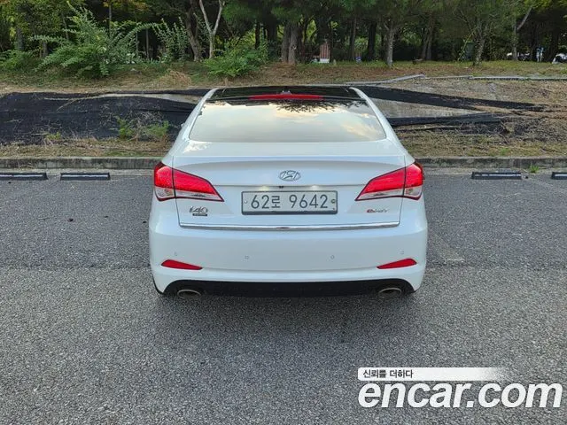HYUNDAI I40 SALOON 2012 — 222 300 км, белый, Корея — под ключ — фото 4