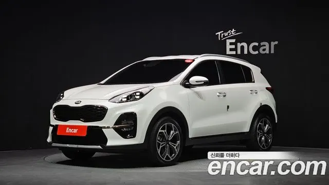 KIA SPORTAGE THE BOLD 2019 — 54 359 км, белый, Корея — под ключ — фото 1