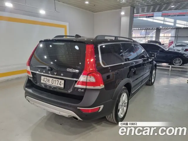 VOLVO XC70 2016 — 83 502 км, чёрный, Корея — под ключ — фото 5