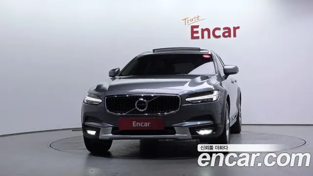 VOLVO V90 CROSS COUNTRY 2019 — 212 851 км, серый, Корея — под ключ — фото 3