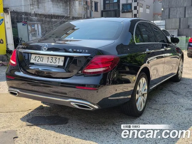 MERCEDES-BENZ E-CLASS W213 2019 — 158 533 км, чёрный, Корея — под ключ — фото 2
