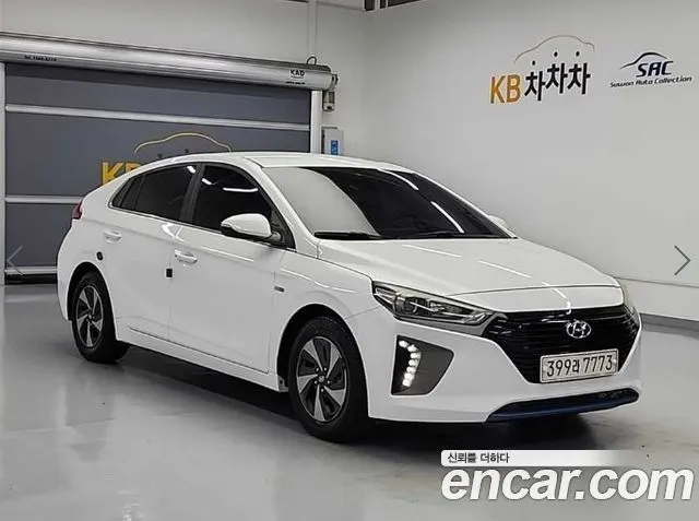 HYUNDAI IONIQ HYBRID 2016 — 236 115 км, белый, Корея — под ключ — фото 4