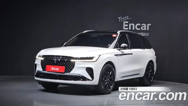 LINCOLN NAUTILUS 2024