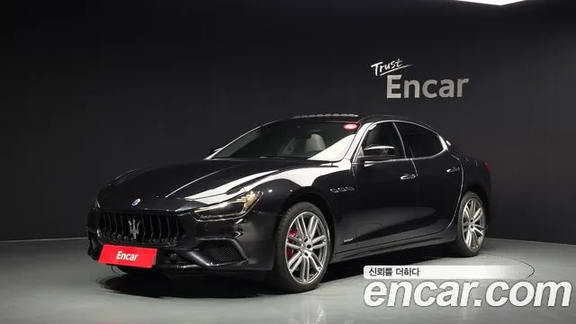 MASERATI GHIBLI 2018