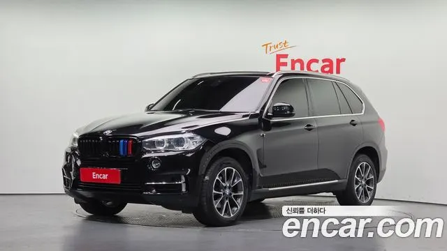 BMW X5 2018 — 255 664 км, чёрный, Корея — под ключ — фото 1