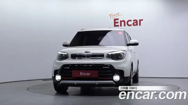 KIA SOUL 2018 — 72 504 км, белый-перламутр, Корея — под ключ — фото 3