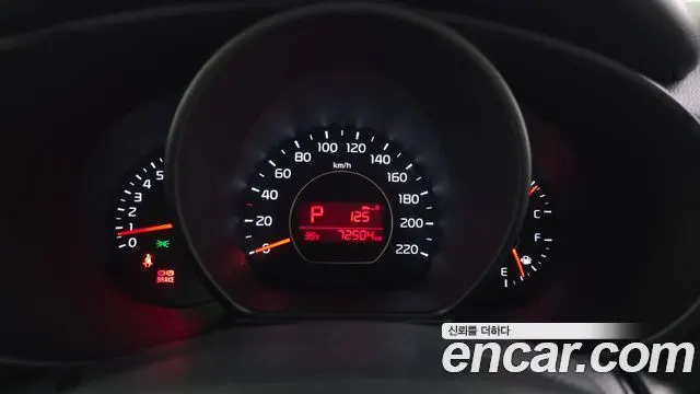 KIA SOUL 2018 — 72 504 км, белый-перламутр, Корея — под ключ — фото 8