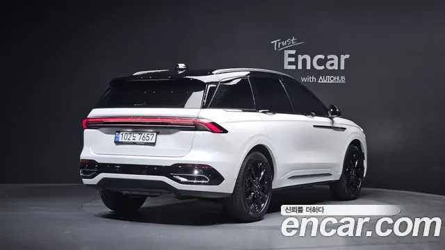 LINCOLN NAUTILUS 2024 — 18 195 км, белый, Корея — под ключ — фото 2
