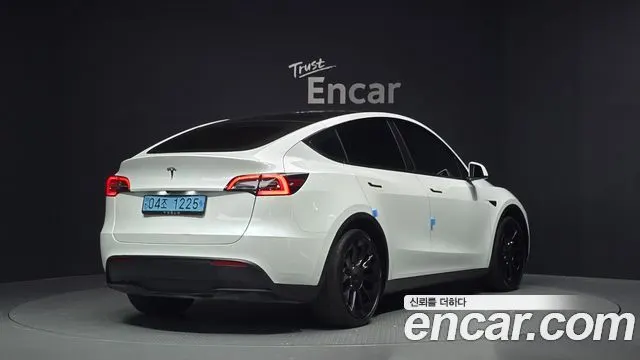TESLA MODEL Y 2024 — 57 308 км, белый, Корея — под ключ — фото 2
