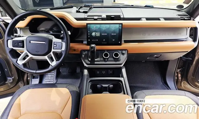 LAND ROVER DEFENDER 2024 — 24 270 км, светло-золотистый, Корея — под ключ — фото 4