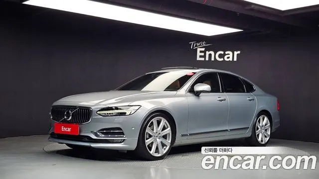 VOLVO S90 2017 — 167 549 км, серебристо-серый, Корея — под ключ — фото 1