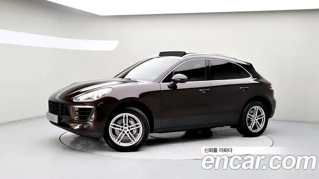 PORSCHE MACAN 2015 — 89 146 км, коричневый, Корея — под ключ — фото 3