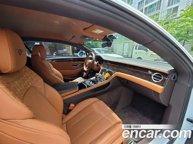 BENTLEY CONTINENTAL 2022 — 22 500 км, светло-серебристый, Корея — под ключ — фото 10
