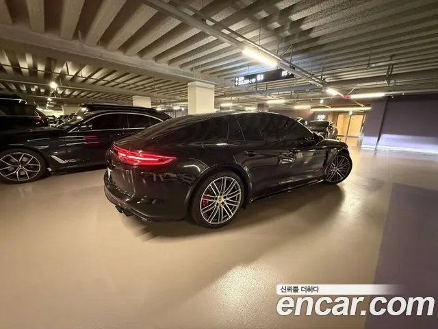 PORSCHE PANAMERA 2019 — 31 900 км, чёрный, Корея — под ключ — фото 2