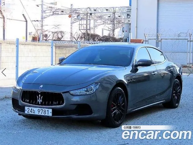 MASERATI GHIBLI 2017