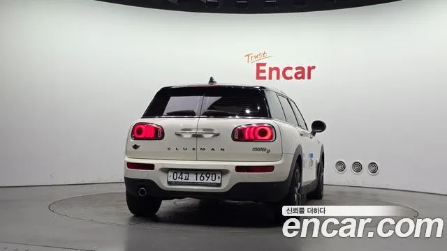 MINI COOPER D CLUBMAN 2018 — 137 977 км, белый-перламутр, Корея — под ключ — фото 4