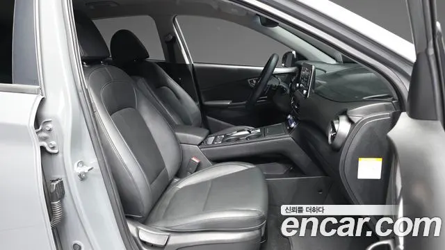 HYUNDAI KONA ELECTRIC 2019 — 131 214 км, серебристо-серый, Корея — под ключ — фото 11