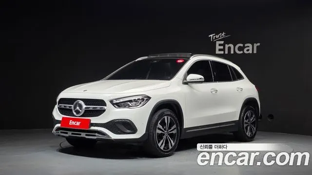 MERCEDES-BENZ GLA-CLASS H247 2021