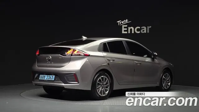 HYUNDAI IONIQ ELECTRIC 2020 — 99 046 км, серебристо-серый, Корея — под ключ — фото 2