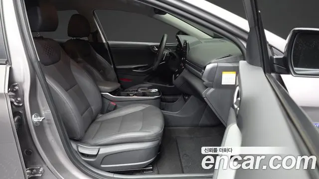 HYUNDAI IONIQ ELECTRIC 2020 — 99 046 км, серебристо-серый, Корея — под ключ — фото 11