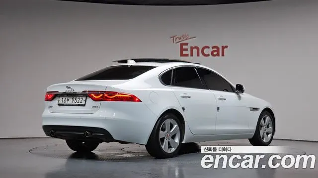 JAGUAR XF 2018
