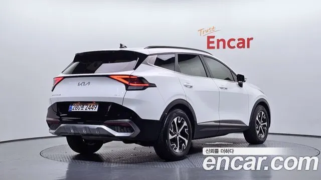 KIA SPORTAGE HYBRID 2022 — 88 207 км, белый, Корея — под ключ — фото 2