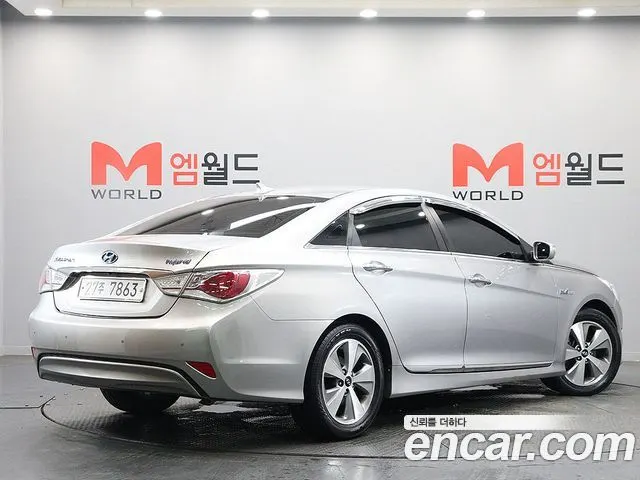 HYUNDAI SONATA HYBRID 2012 — 113 735 км, серый, Корея — под ключ — фото 4