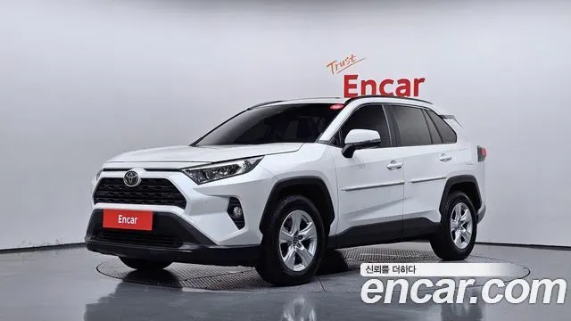 TOYOTA RAV4 — из Кореи под ключ