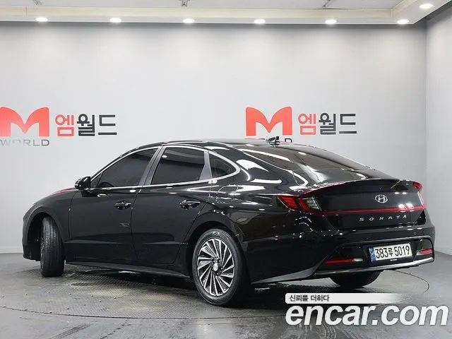 HYUNDAI SONATA HYBRID 2021 — 94 430 км, чёрный, Корея — под ключ — фото 3