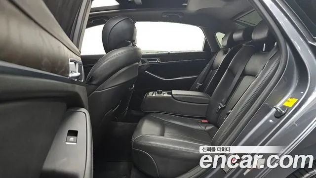 HYUNDAI GENESIS DH 2016 — 216 307 км, серебристо-серый, Корея — под ключ — фото 11