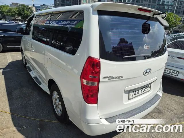 HYUNDAI GRAND STAREX 2014 — 149 000 км, белый, Корея — под ключ — фото 4