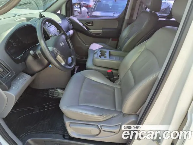 HYUNDAI GRAND STAREX 2014 — 149 000 км, белый, Корея — под ключ — фото 10
