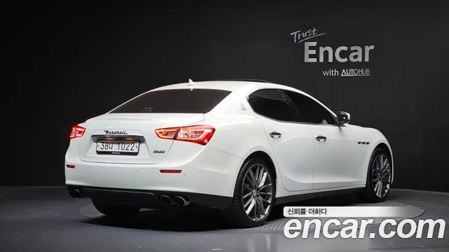 MASERATI GHIBLI 2017
