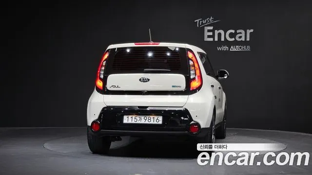 KIA SOUL 2015 — 94 975 км, белый-перламутр, Корея — под ключ — фото 4