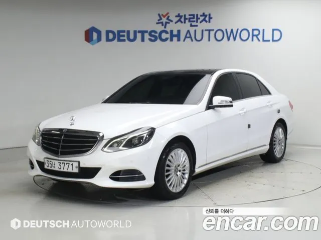 MERCEDES-BENZ E-CLASS W212 2014 — 210 957 км, белый, Корея — под ключ — фото 1