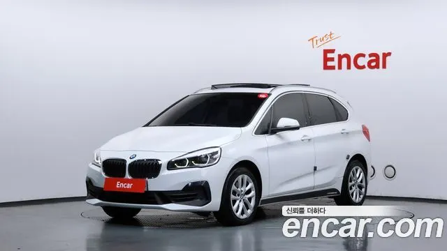 BMW 2 SERIES ACTIVE TOURER 2019 — 58 286 км, белый, Корея — под ключ — фото 1