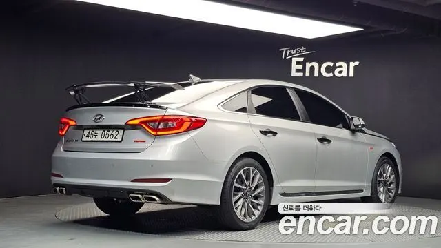 HYUNDAI SONATA 2016 — 216 459 км, серебристо-серый, Корея — под ключ — фото 2
